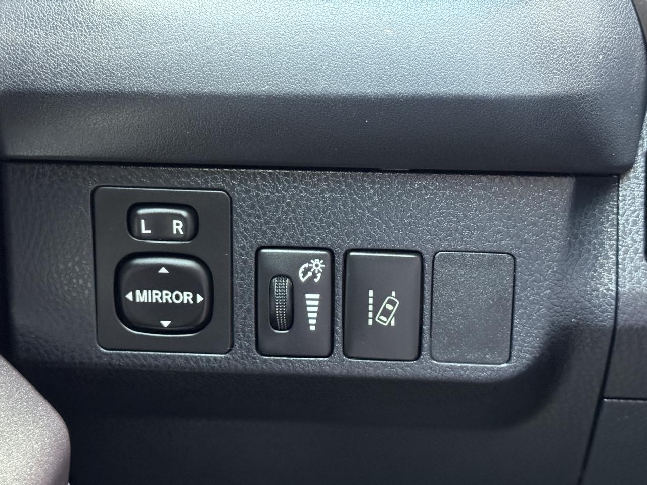Toyota RAV4  2017