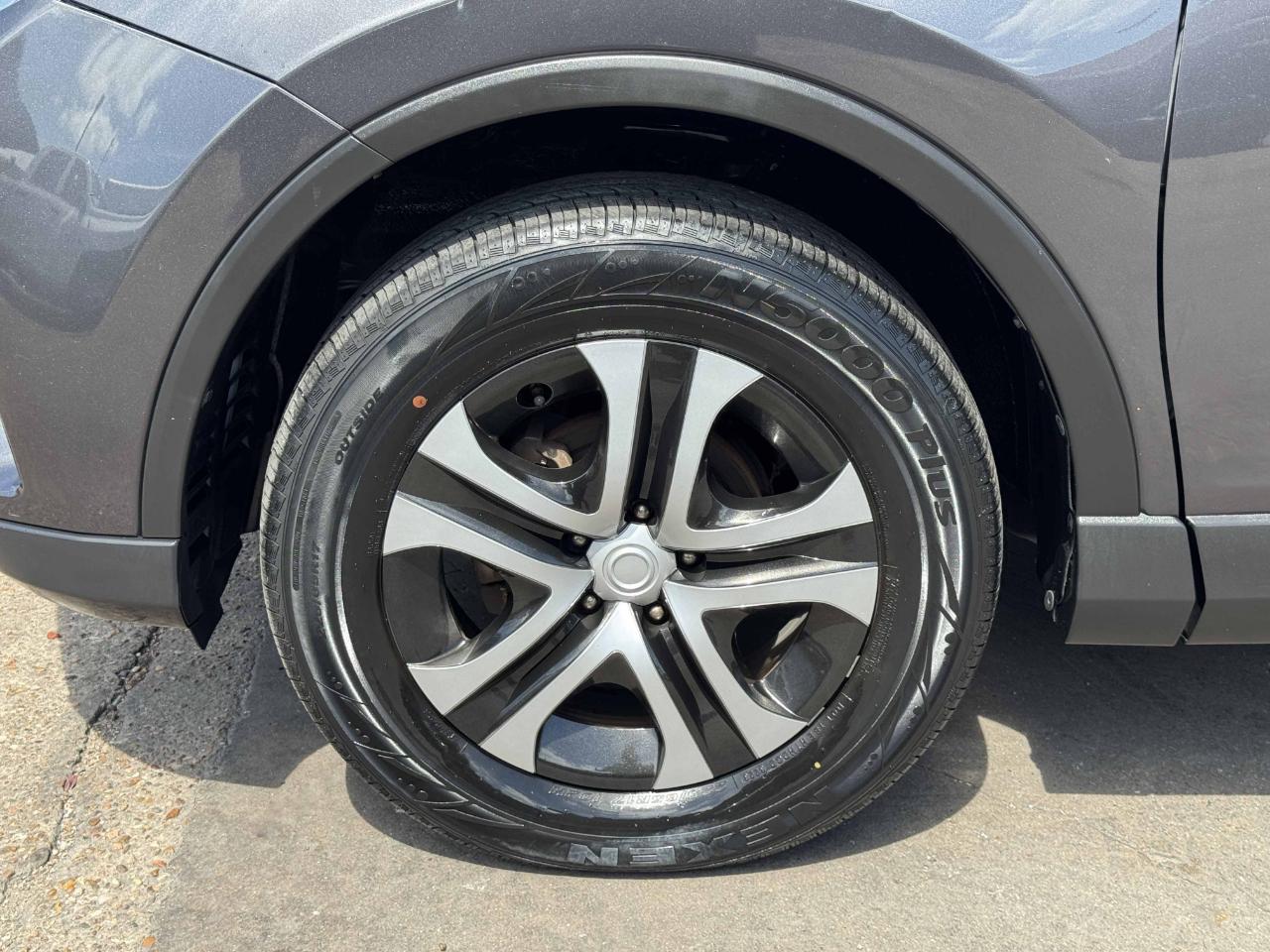 Toyota RAV4  2017