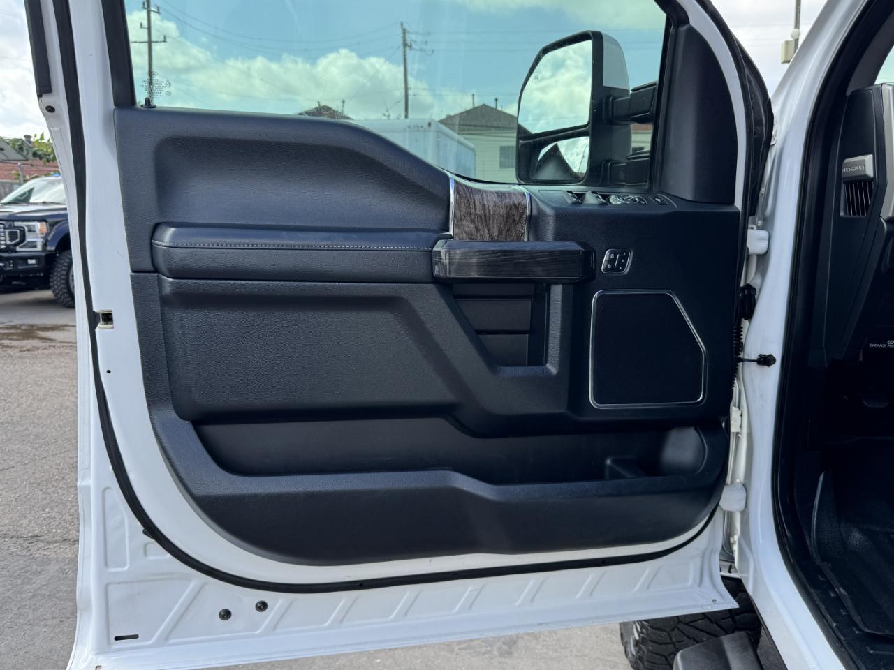 Ford Super Duty F-250 SRW  2017