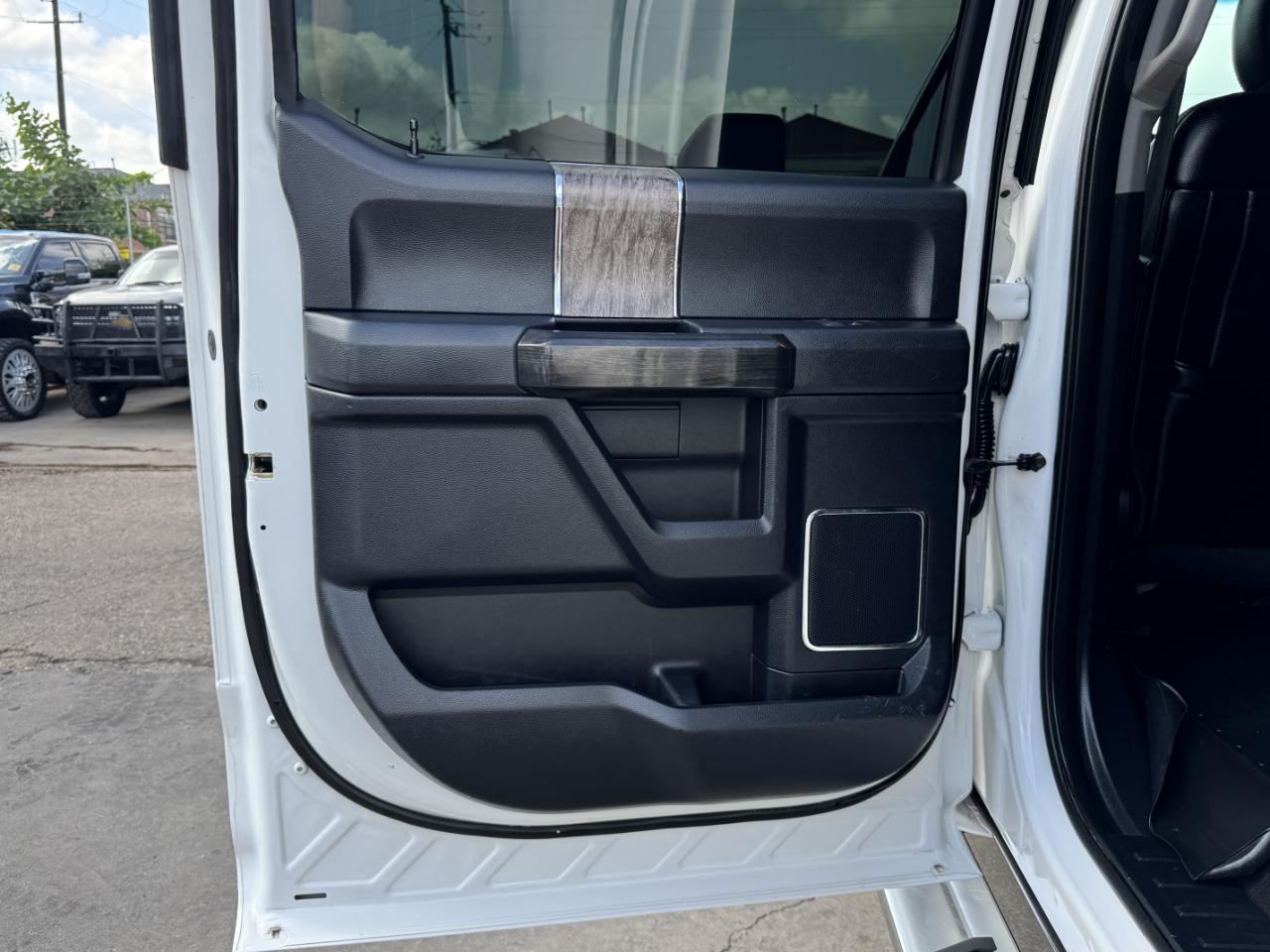 Ford Super Duty F-250 SRW  2017