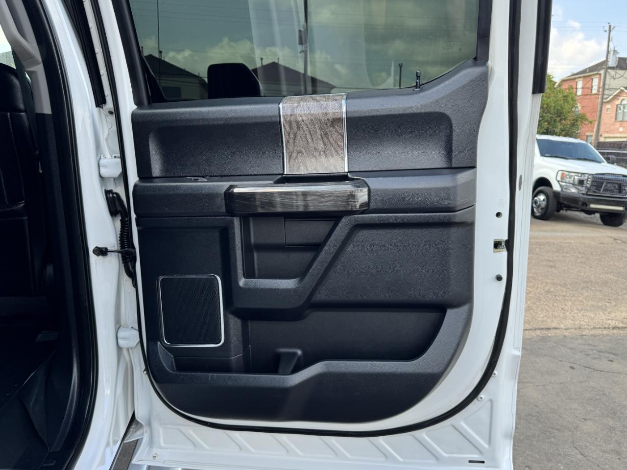 Ford Super Duty F-250 SRW  2017