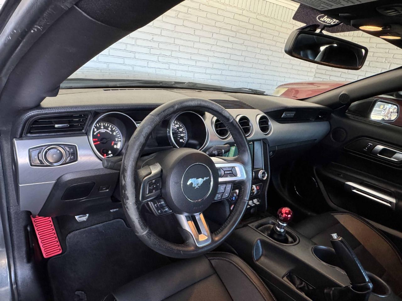 Ford Mustang  2018