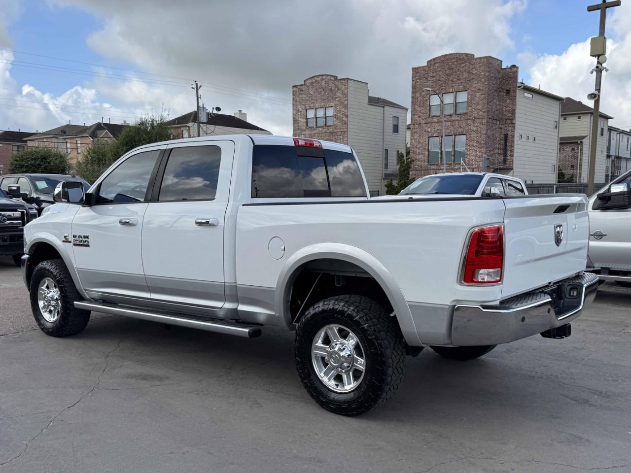 RAM 2500 Laramie Crew Cab 4WD 2013