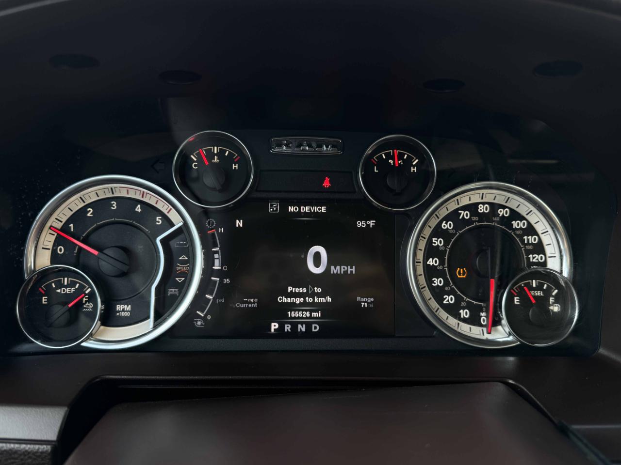 RAM 2500 Laramie Crew Cab 4WD 2013