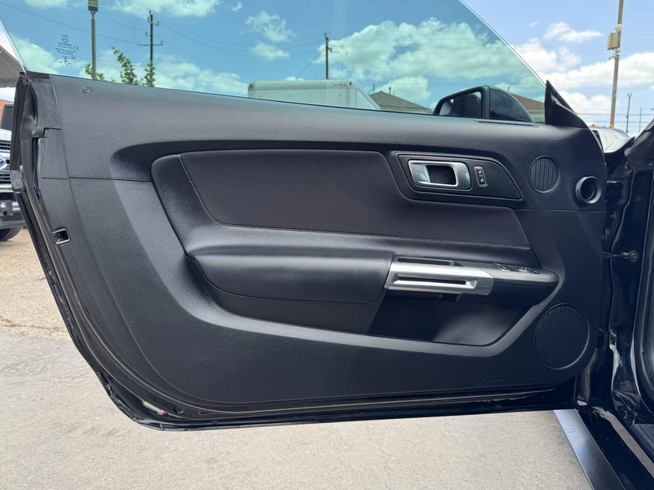 Ford Mustang  2019