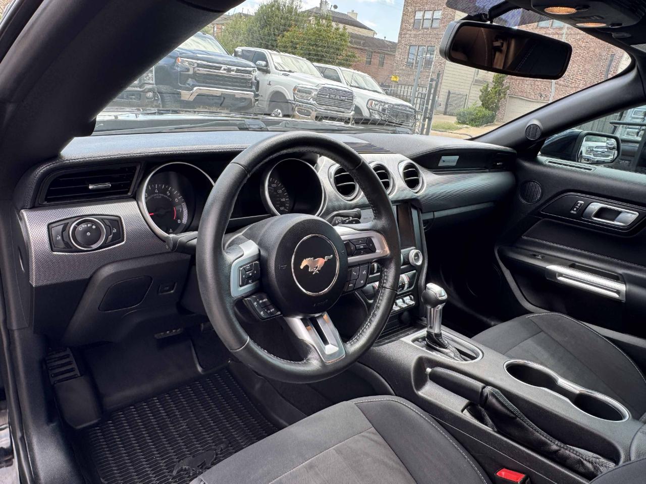 Ford Mustang  2019