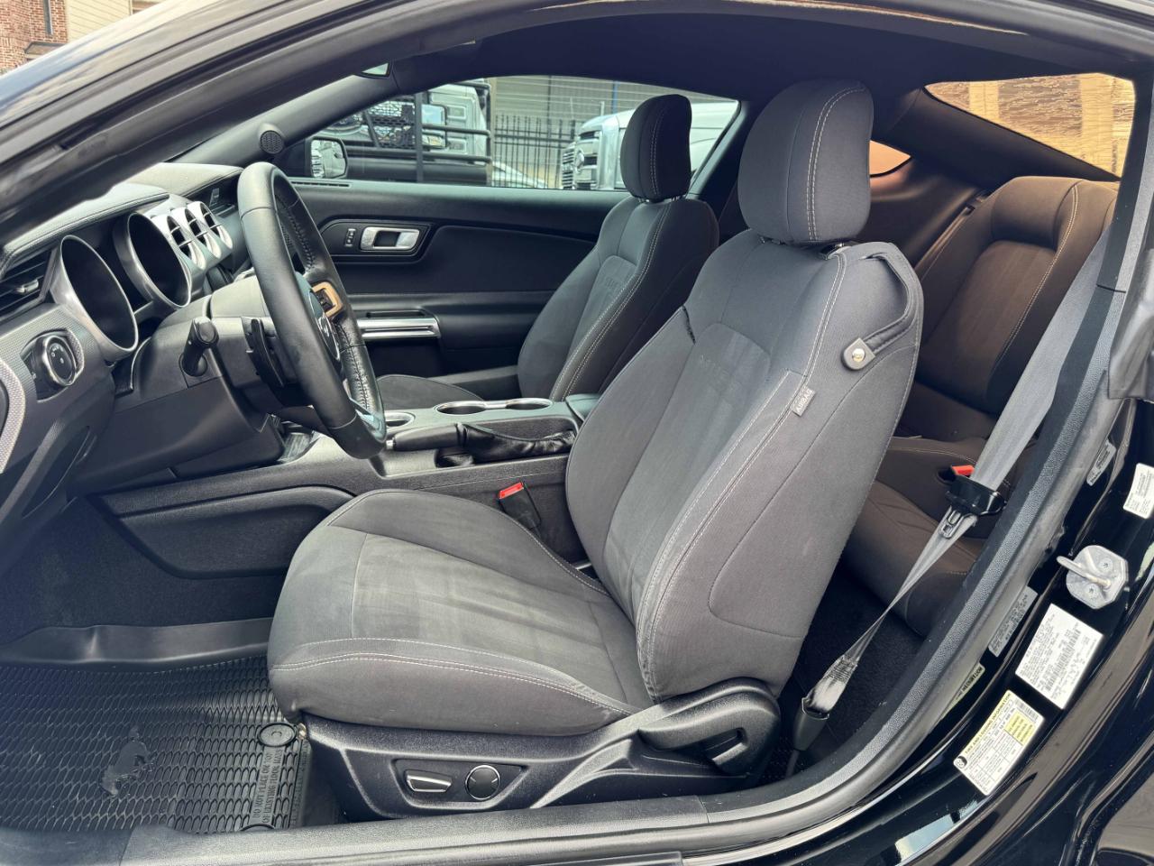 Ford Mustang  2019