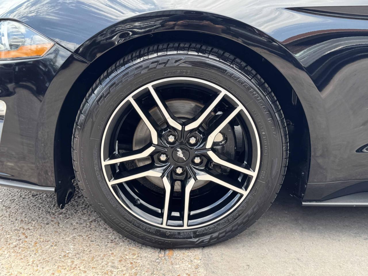 Ford Mustang  2019