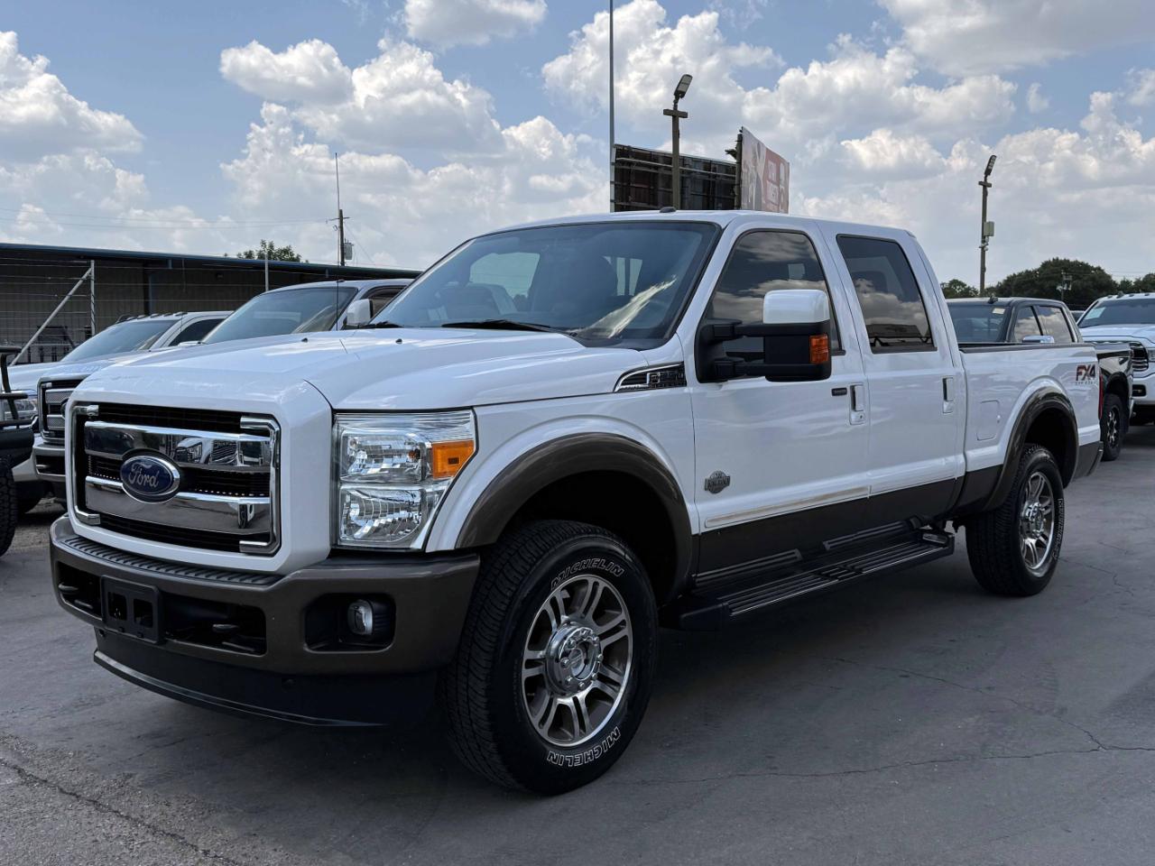 Ford Super Duty F-250 SRW  2015