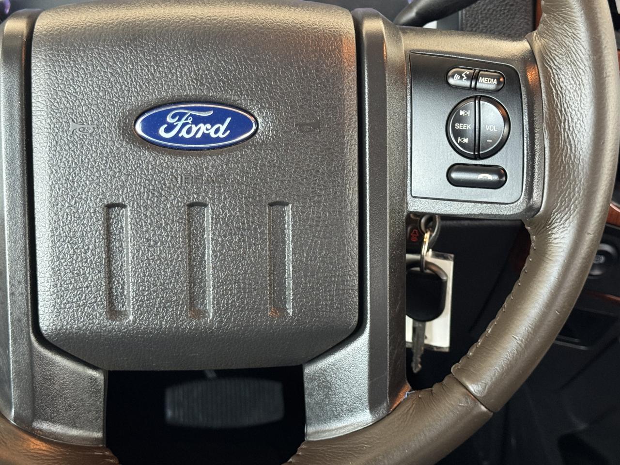 Ford Super Duty F-250 SRW  2015