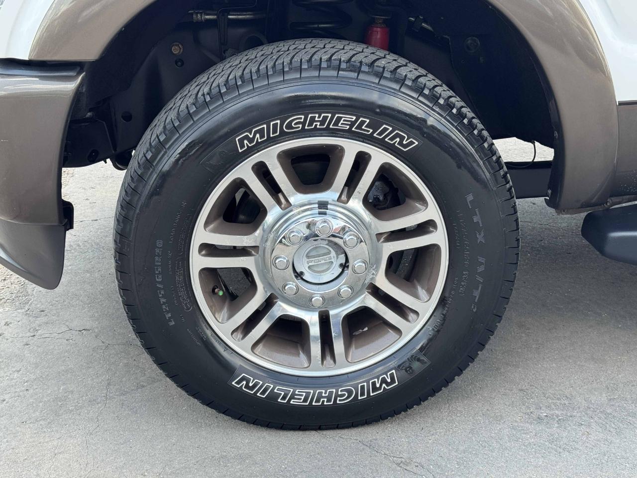 Ford Super Duty F-250 SRW  2015