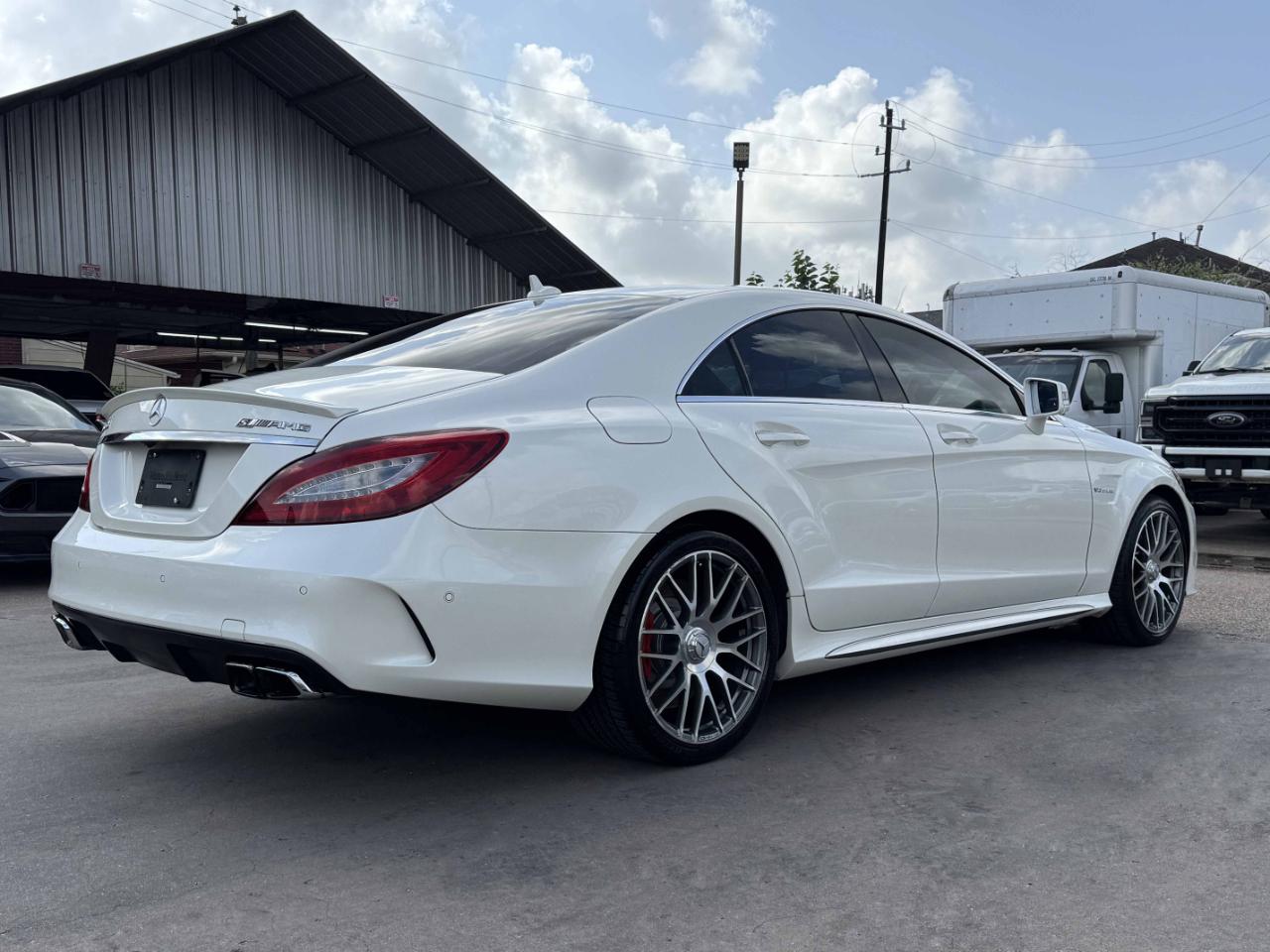 Mercedes-Benz CLS  2016