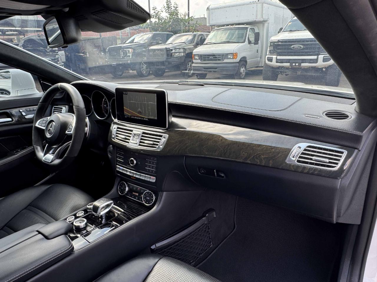 Mercedes-Benz CLS  2016