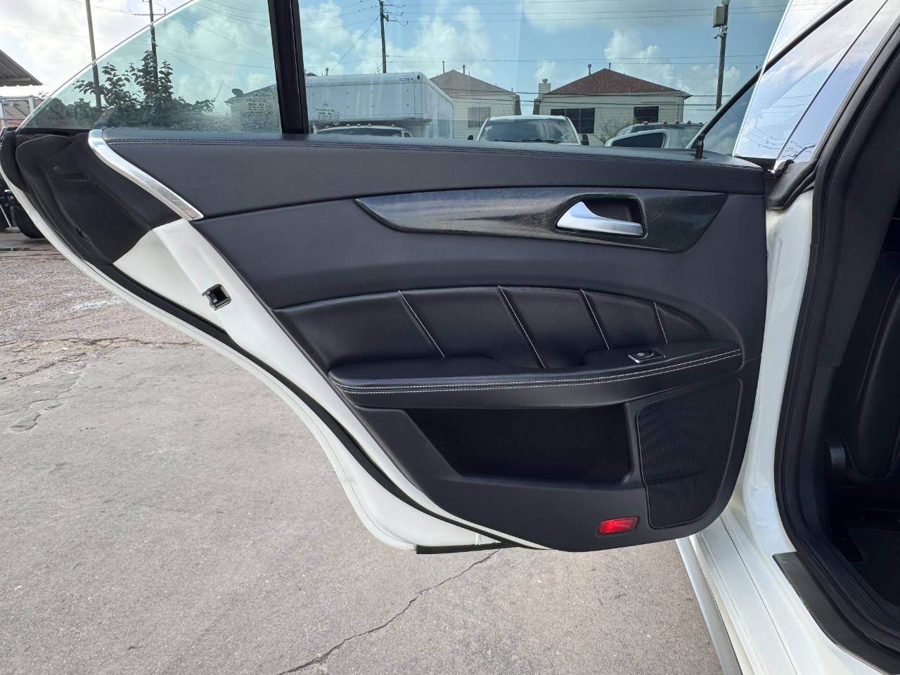 Mercedes-Benz CLS  2016