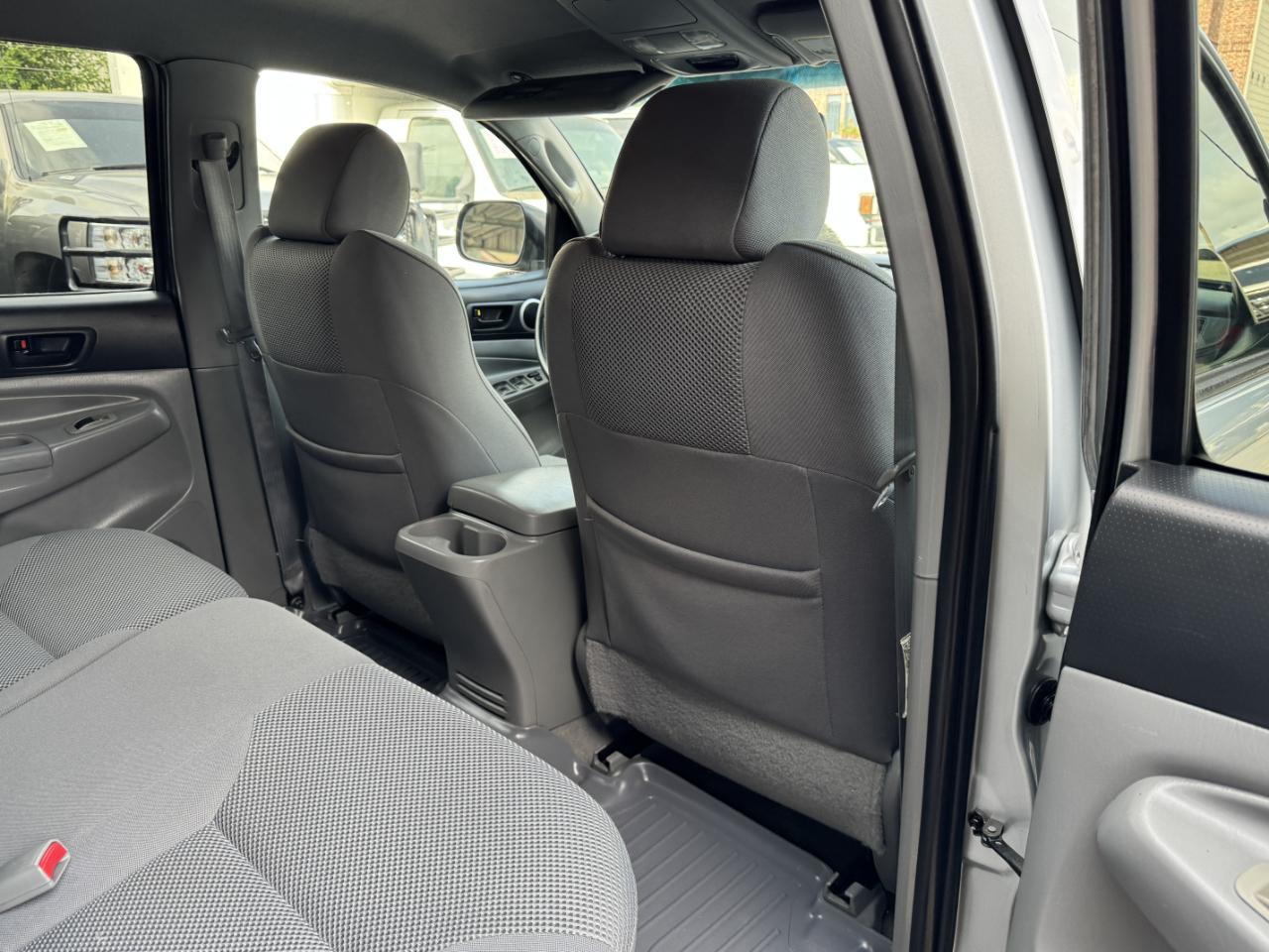 Toyota Tacoma PreRunner Double Cab 2WD 2006