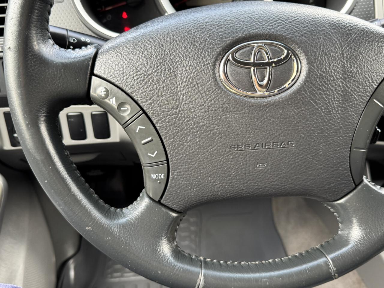 Toyota Tacoma PreRunner Double Cab 2WD 2006