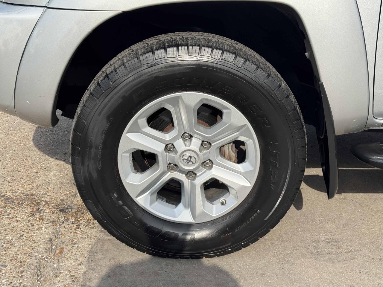 Toyota Tacoma PreRunner Double Cab 2WD 2006