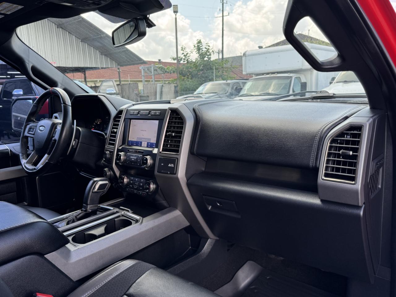 Ford F-150 Raptor SuperCrew 4WD 2020