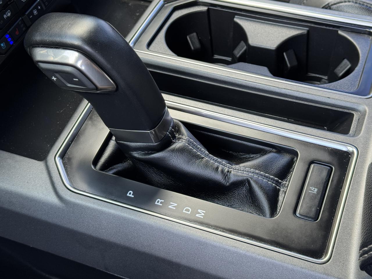 Ford F-150 Raptor SuperCrew 4WD 2020