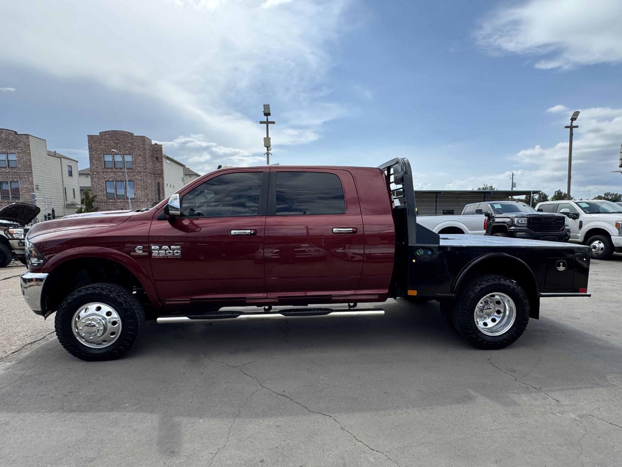 RAM 3500 Laramie Mega Cab 4WD 2018