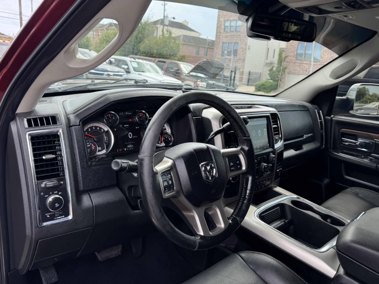 RAM 3500 Laramie Mega Cab 4WD 2018