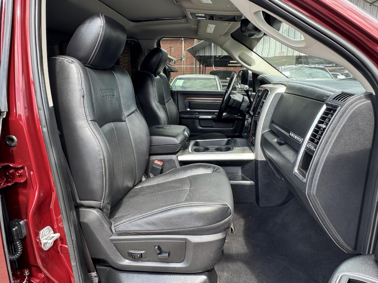 RAM 3500 Laramie Mega Cab 4WD 2018