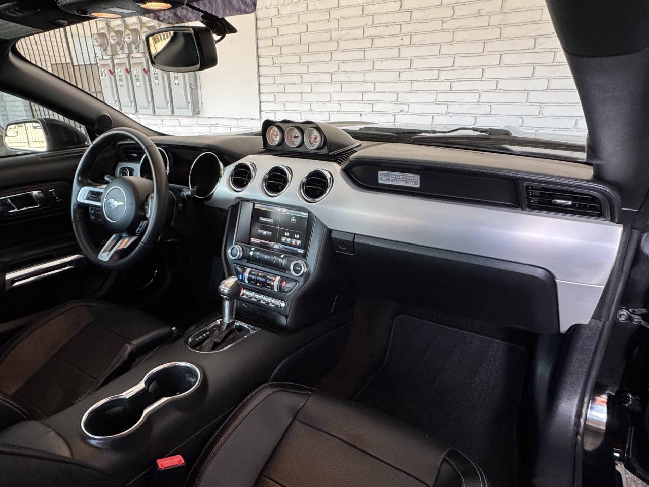 Ford Mustang  2015