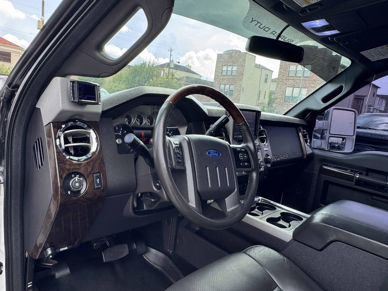 Ford Super Duty F-250 SRW  2013