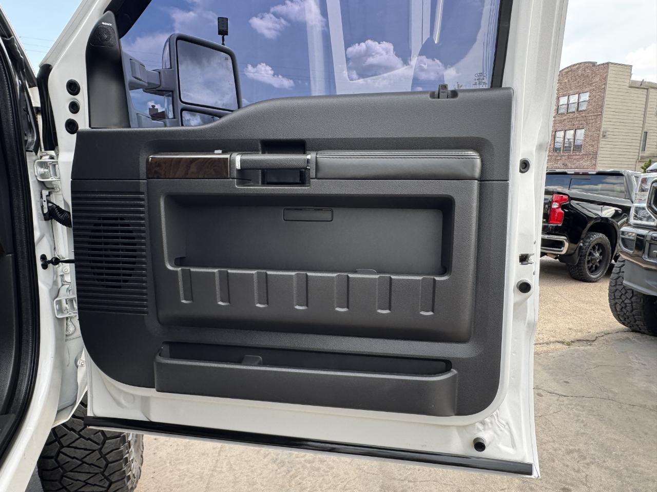 Ford Super Duty F-250 SRW  2013