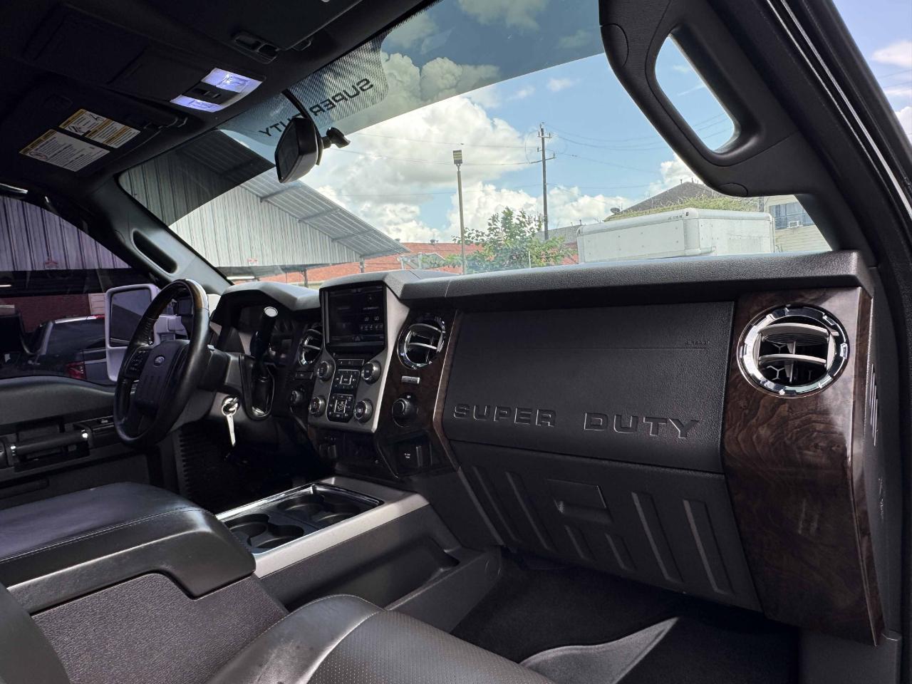 Ford Super Duty F-250 SRW  2013
