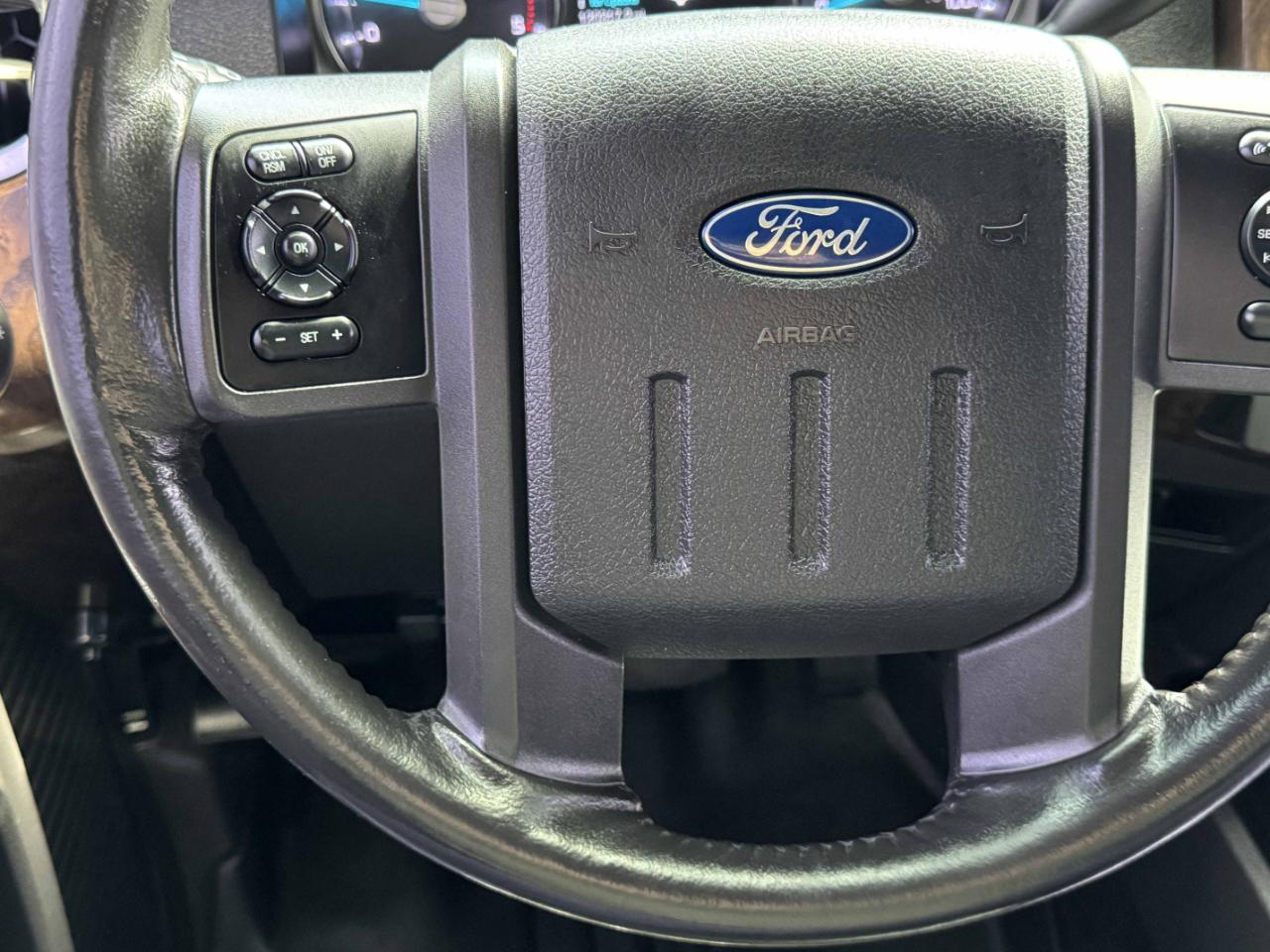 Ford Super Duty F-250 SRW  2013