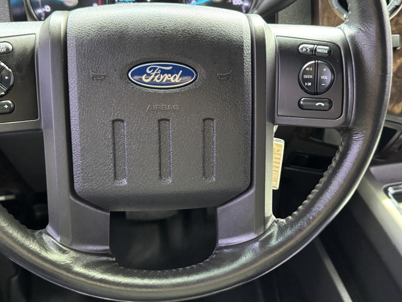 Ford Super Duty F-250 SRW  2013