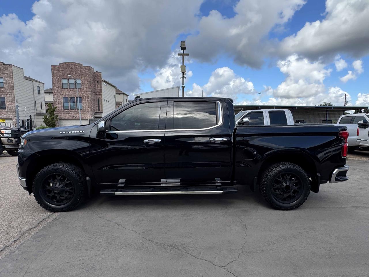 Chevrolet Silverado 1500 LTZ Crew Cab 2WD 2019