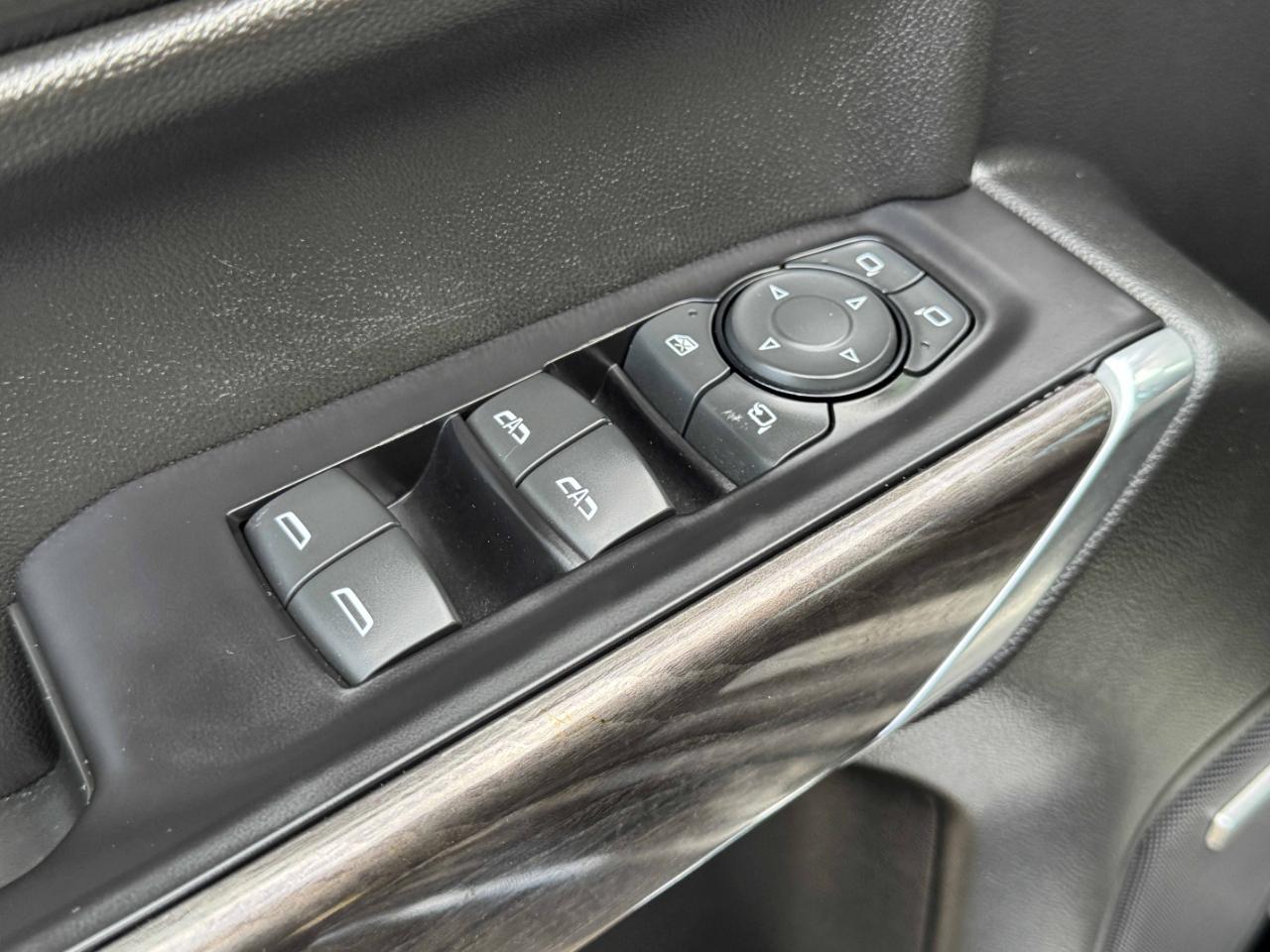 Chevrolet Silverado 1500 LTZ Crew Cab 2WD 2019