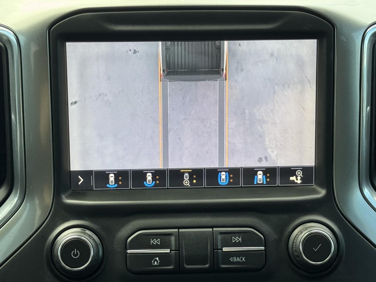 Chevrolet Silverado 1500 LTZ Crew Cab 2WD 2019
