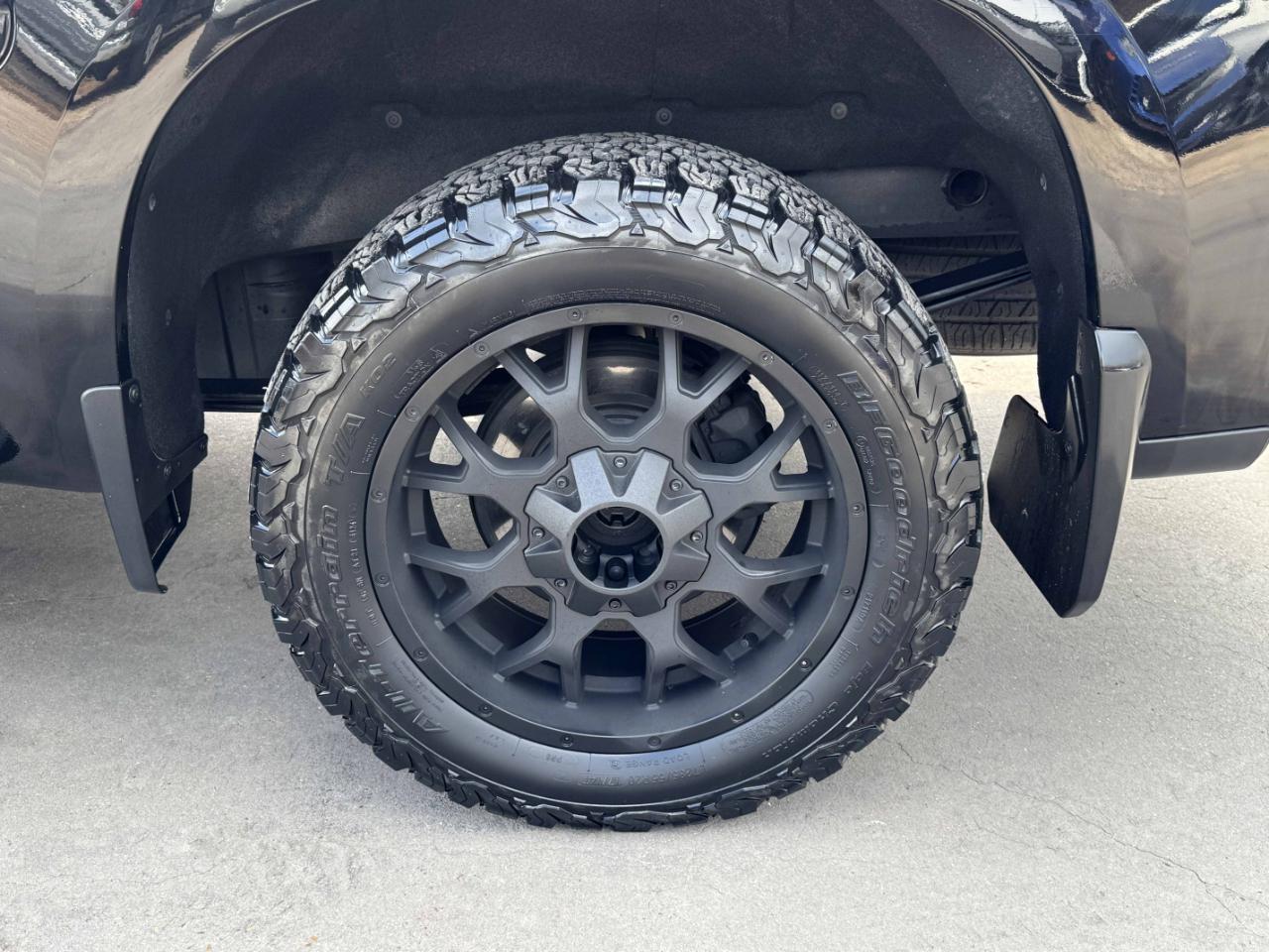 Chevrolet Silverado 1500 LTZ Crew Cab 2WD 2019