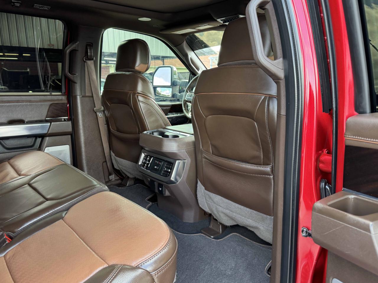 Ford Super Duty F-350 DRW  2024
