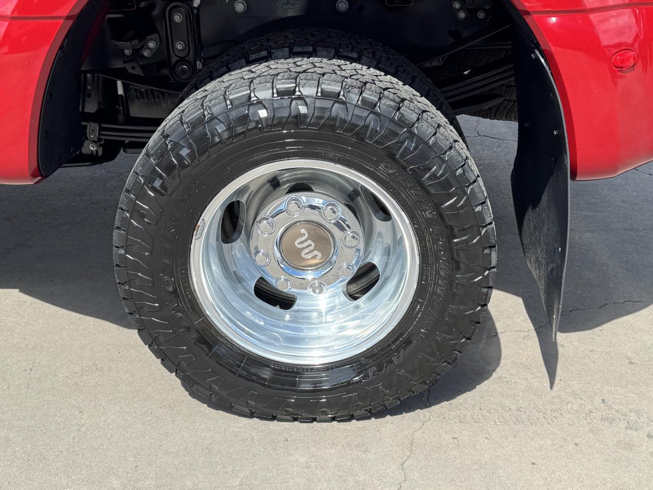 Ford Super Duty F-350 DRW  2024