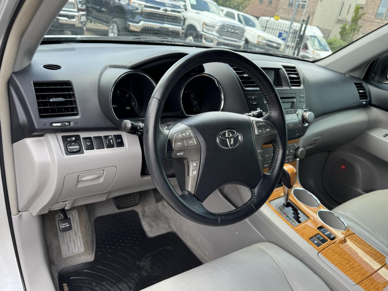 Toyota Highlander Hybrid Limited AWD 2009