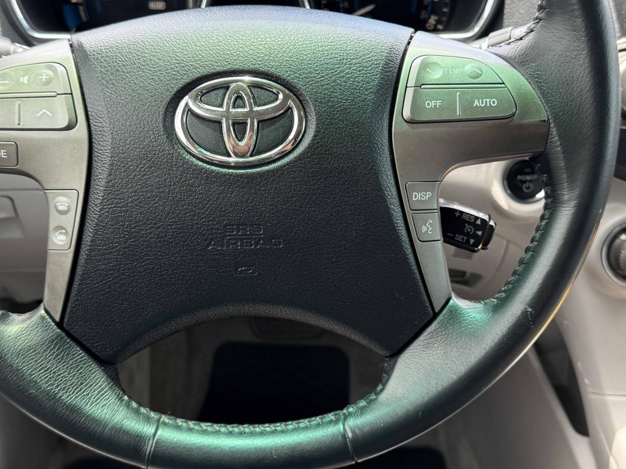 Toyota Highlander Hybrid Limited AWD 2009
