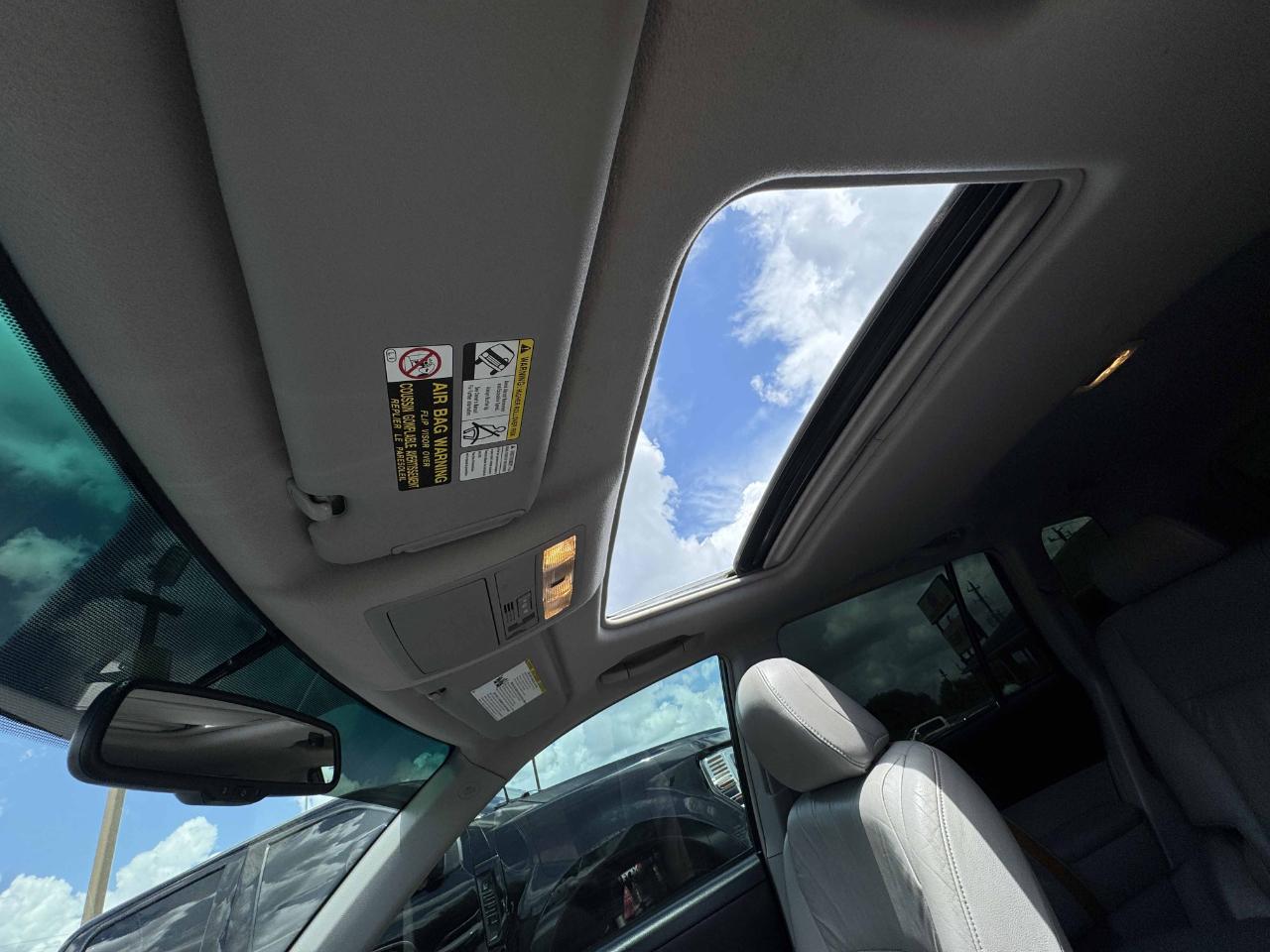 Toyota Highlander Hybrid Limited AWD 2009