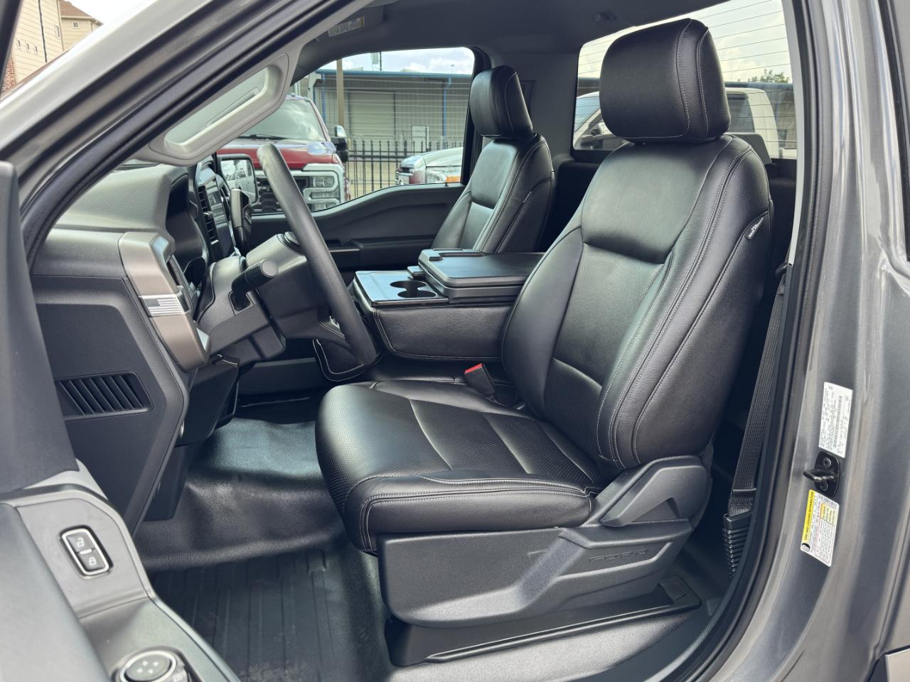 Ford F-150  2025