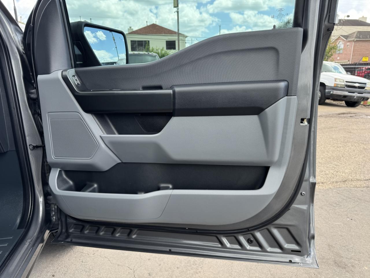 Ford F-150  2025