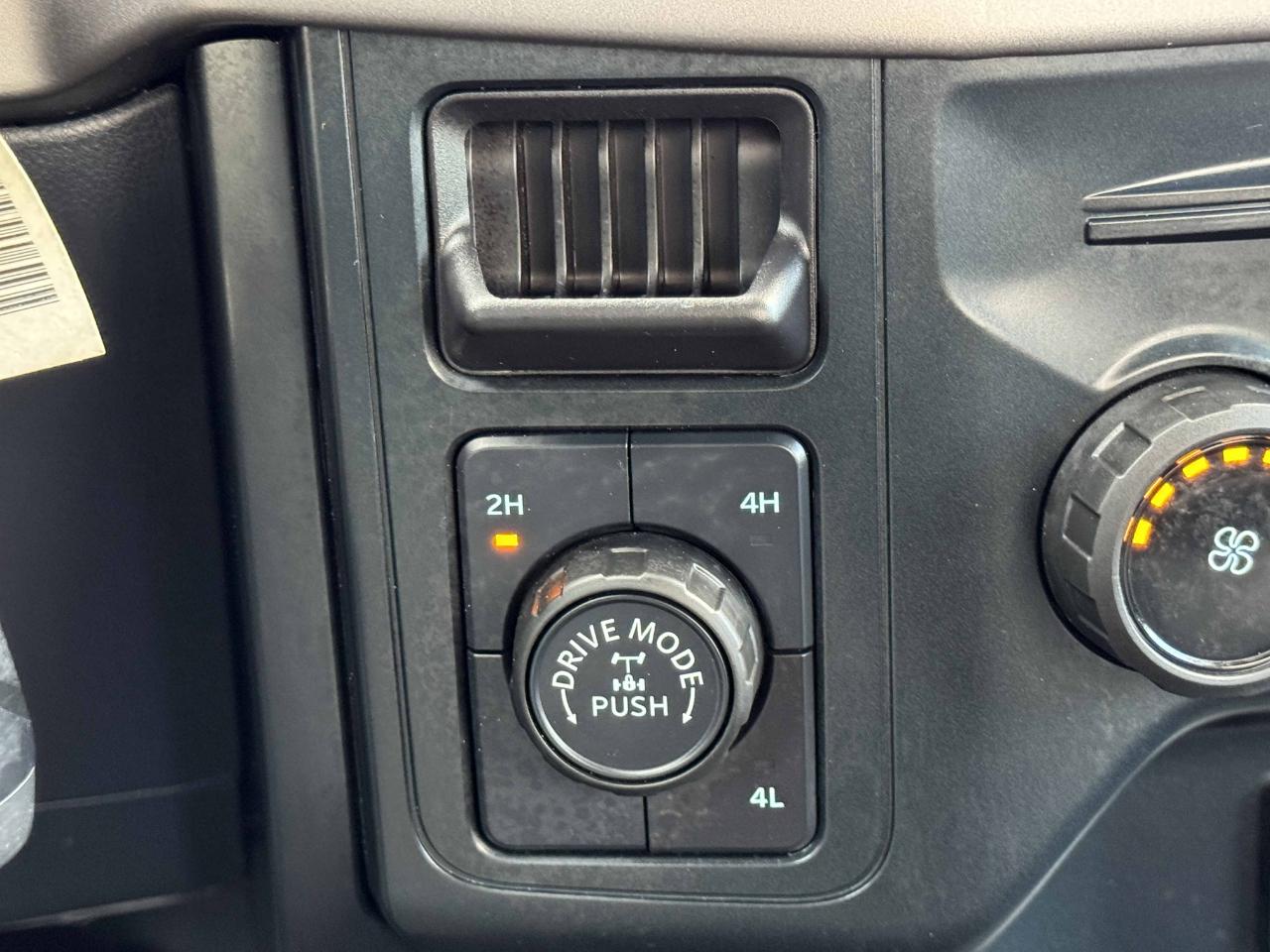 Ford F-150  2025