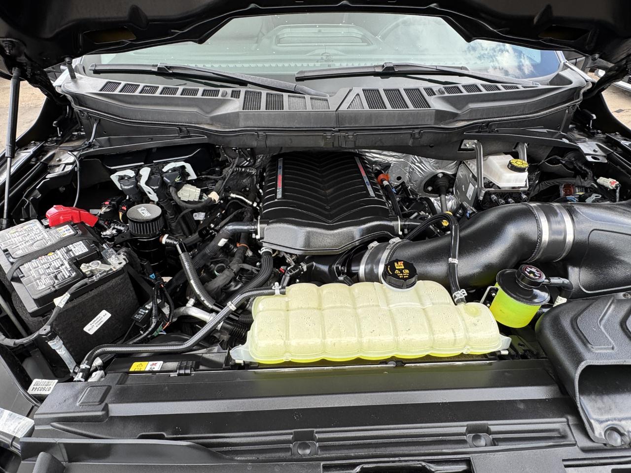 Ford F-150  2025