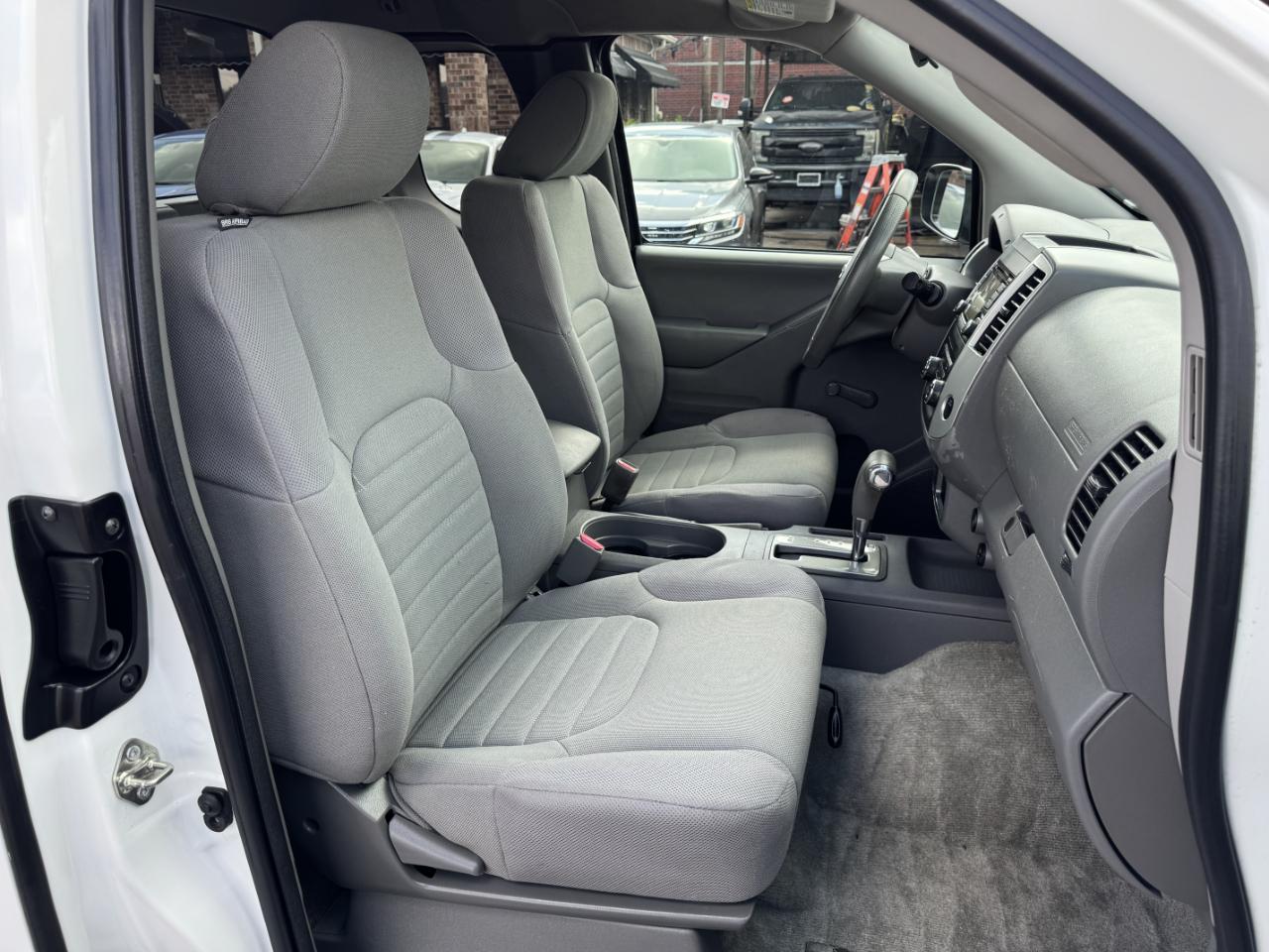 Nissan Frontier S King Cab 2WD 2017