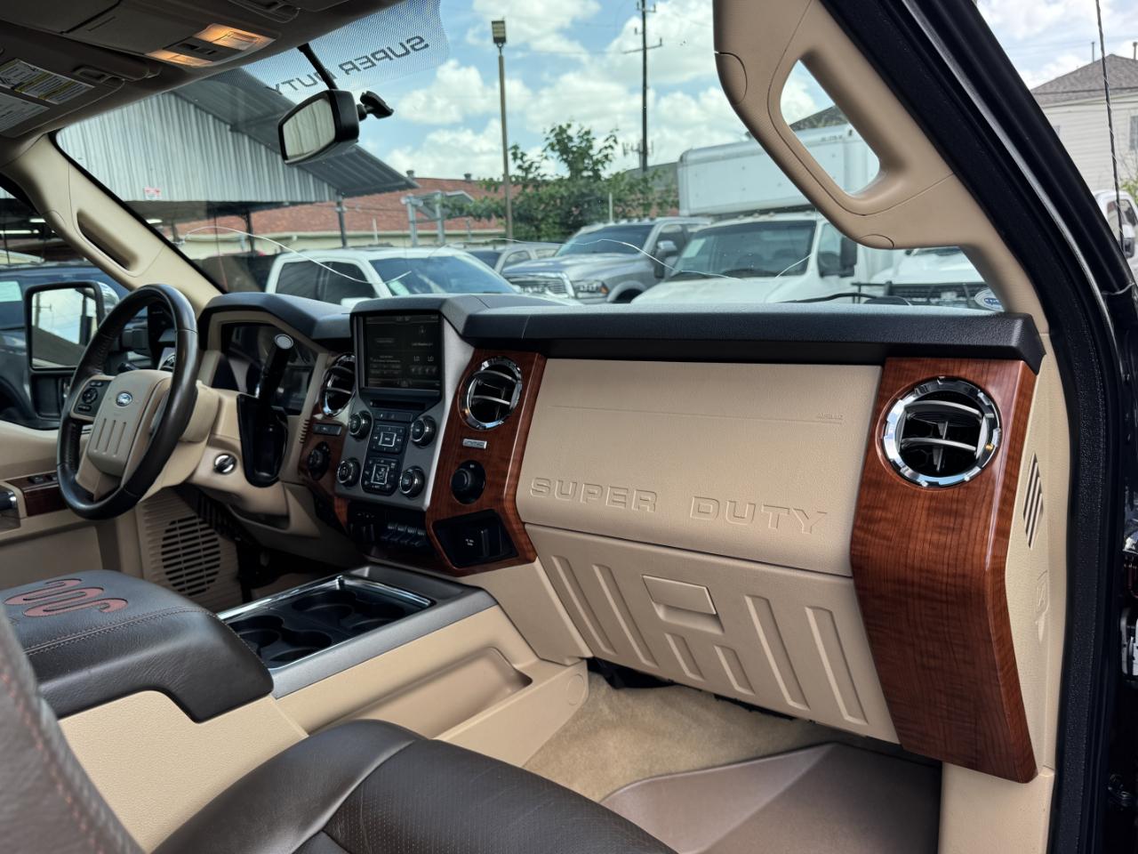 Ford Super Duty F-250 SRW  2015