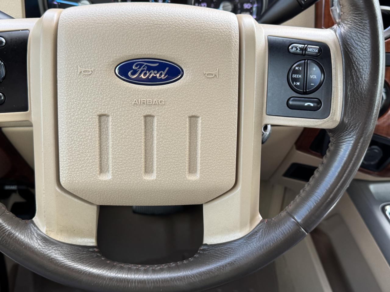 Ford Super Duty F-250 SRW  2015