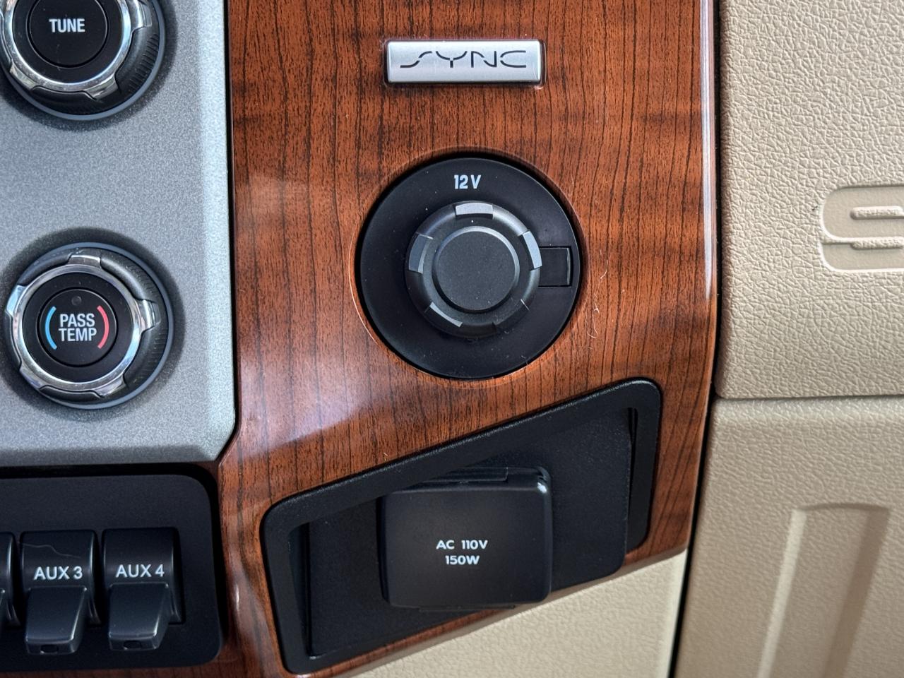 Ford Super Duty F-250 SRW  2015