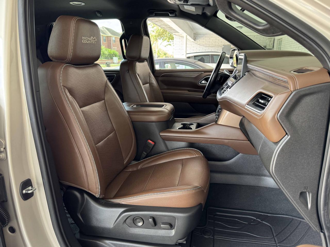 Chevrolet Tahoe High Country 4WD 2021